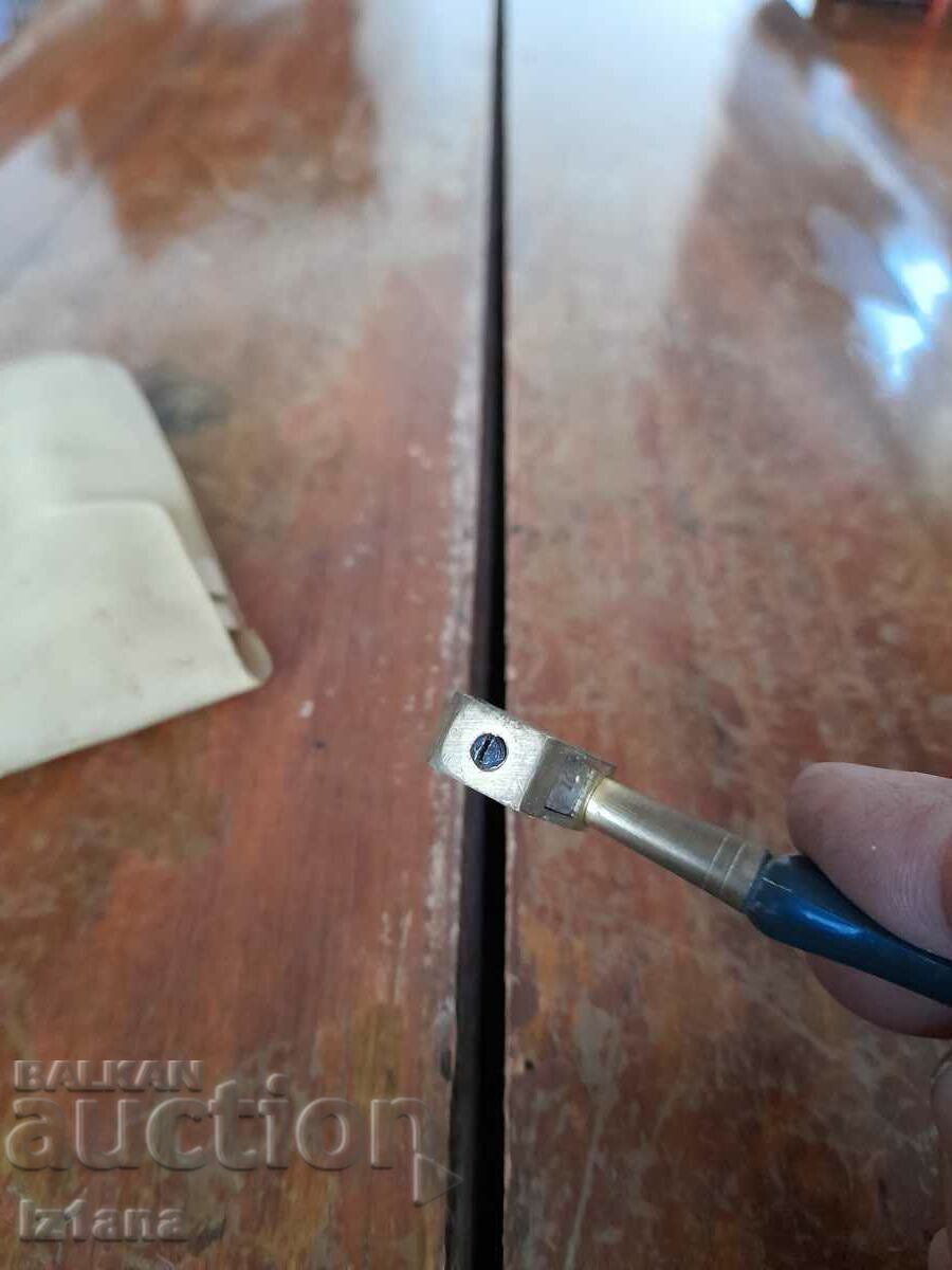 Old Diamond - 7 Old Diamond - 7