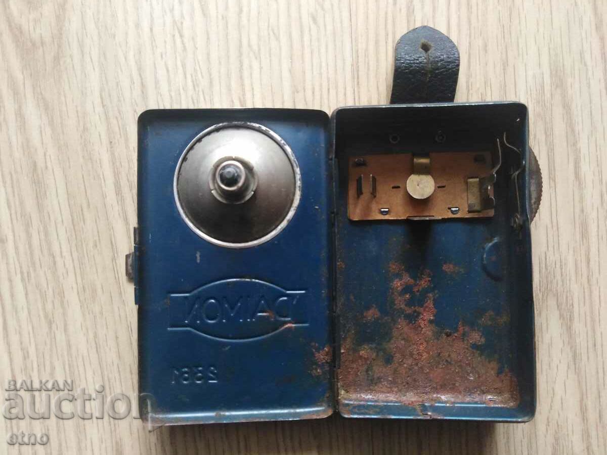 Auction  OLD GERMAN FLASHLIGHT-"DAIMON 2361" PSV, VSV, searchlight, lantern