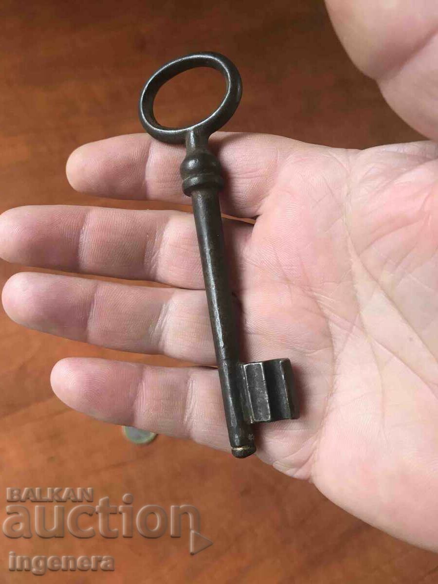KEY ANTIQUE KEYS FOR COLLECTION with price 7.00 BGN | € 3.58 KEY ANTIQUE KEYS FOR COLLECTION with price 7.00 BGN | € 3.58