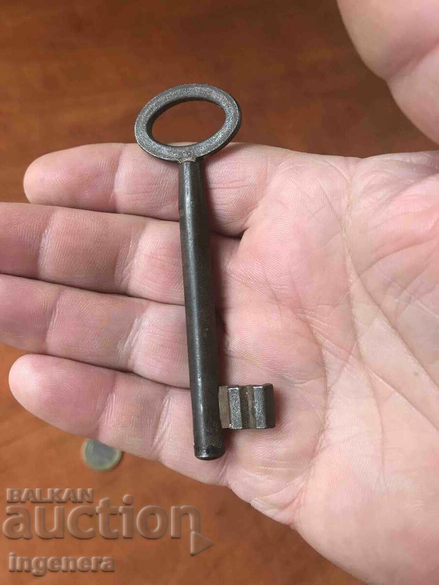 KEY ANTIQUE KEYS FOR COLLECTION with price 7.00 BGN | € 3.58 KEY ANTIQUE KEYS FOR COLLECTION with price 7.00 BGN | € 3.58