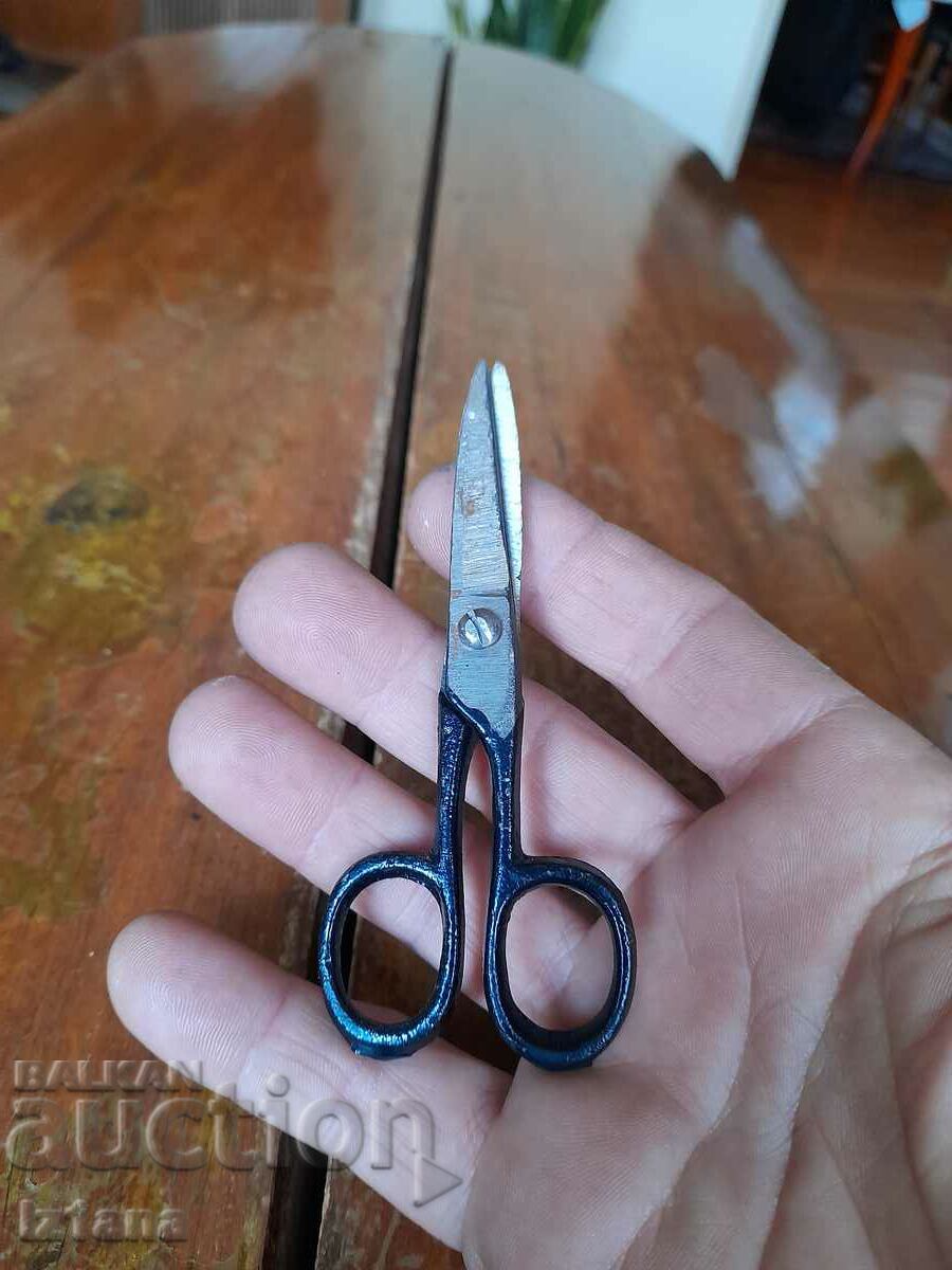 Delivery of Old scissors, scissors Delivery of Old scissors, scissors