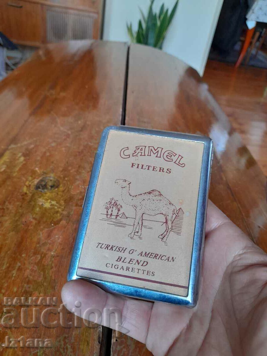 Delivery of Old Camel cigarette snuffbox Delivery of Old Camel cigarette snuffbox