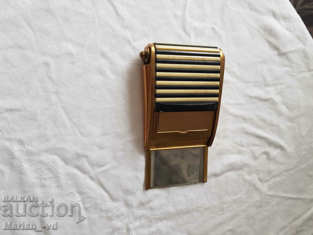 Old bronze powder case - 5 Old bronze powder case - 5