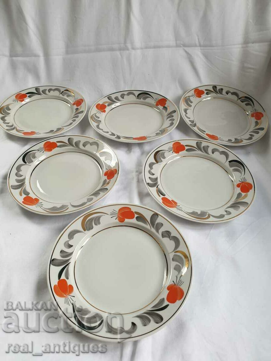 Set of Verbilki porcelain plates