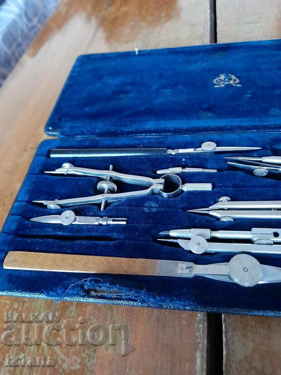 Old calipers Richter Koprernikus 4 - 5 Old calipers Richter Koprernikus 4 - 5