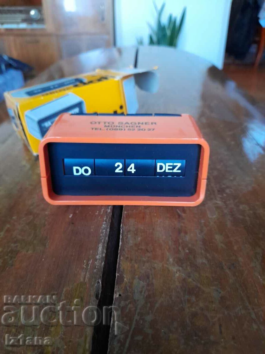 Old hand calendar with price 28.00 BGN | € 14.32 Old hand calendar with price 28.00 BGN | € 14.32