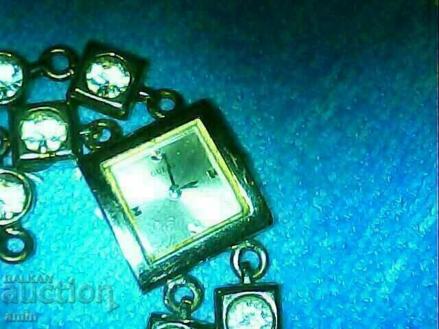 Delivery of beautiful 4 assovniki libsva batri