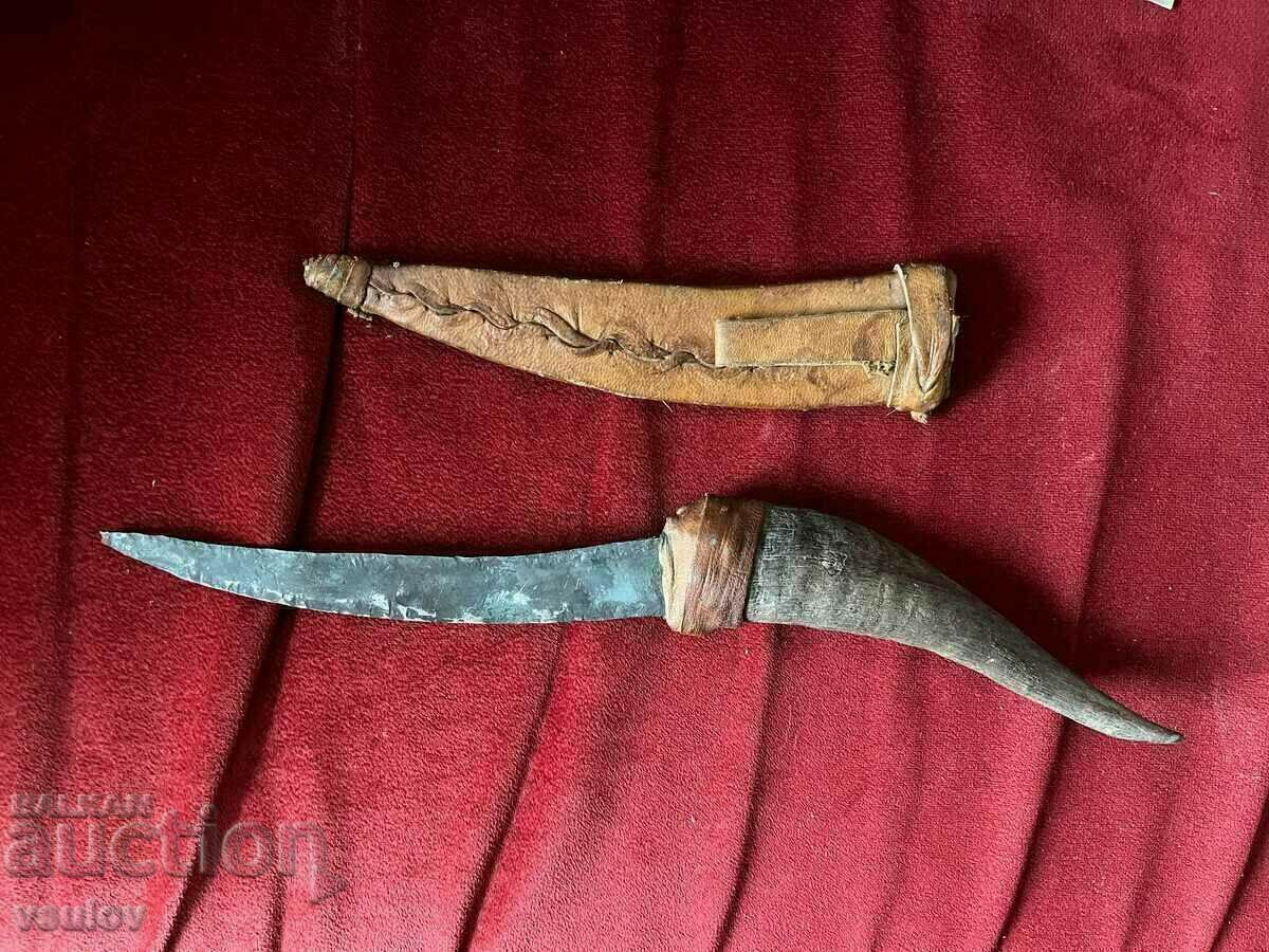 Knife Egypt Nubia authentic handmade goat horn with price 47.98 BGN | € 24.53 Knife Egypt Nubia authentic handmade goat horn with price 47.98 BGN | € 24.53