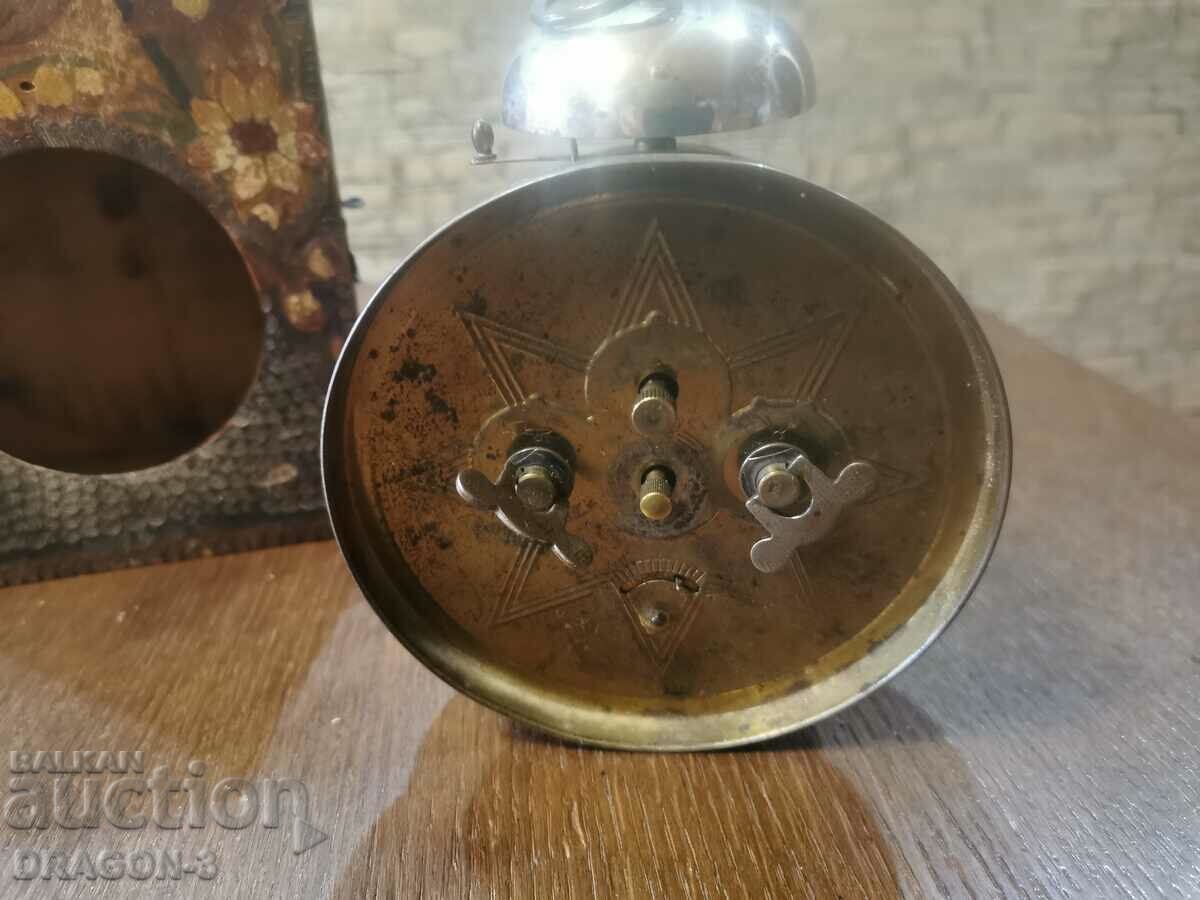 Delivery of junghans alarm clock Delivery of junghans alarm clock