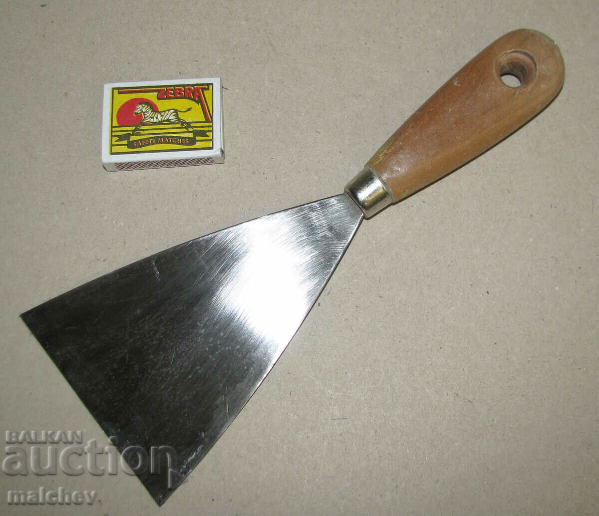 Modern trowel spatula 24/10 cm wooden handle, preserved