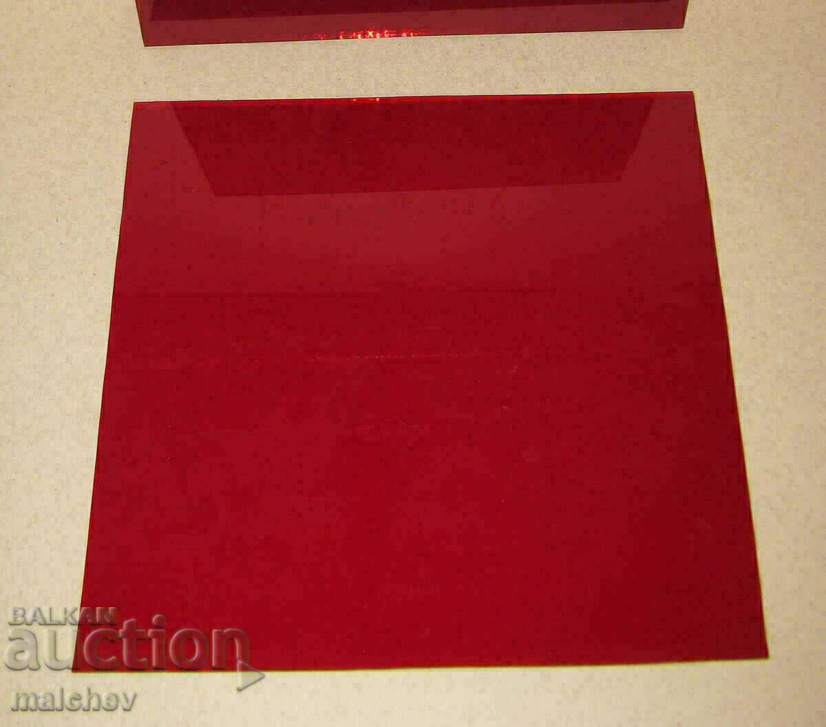 Цветно витражно стъкло флоатно 2,5 мм 28/28, червено