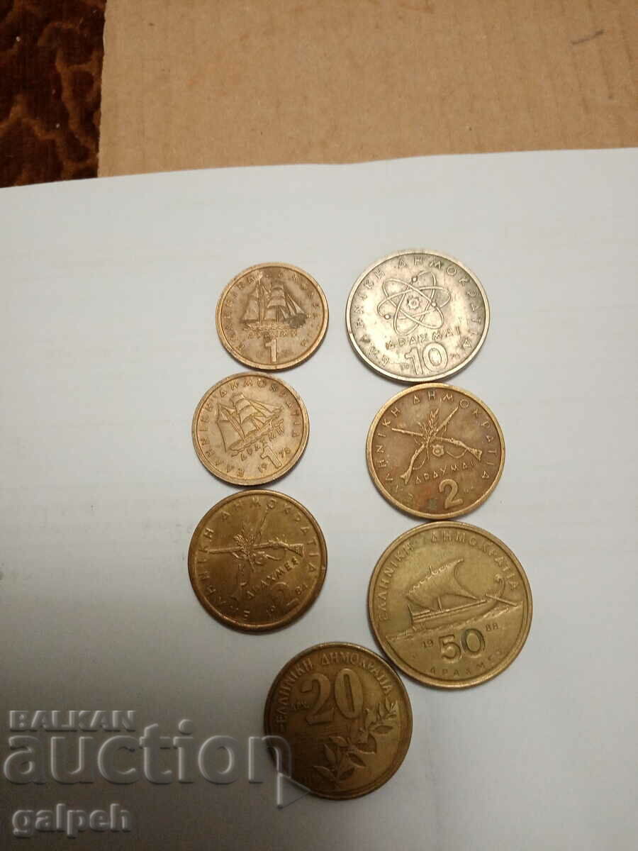 LOT OF COINS - GREECE - 7 pcs. - BGN 1.4 with price 1.40 BGN | € 0.72 LOT OF COINS - GREECE - 7 pcs. - BGN 1.4 with price 1.40 BGN | € 0.72