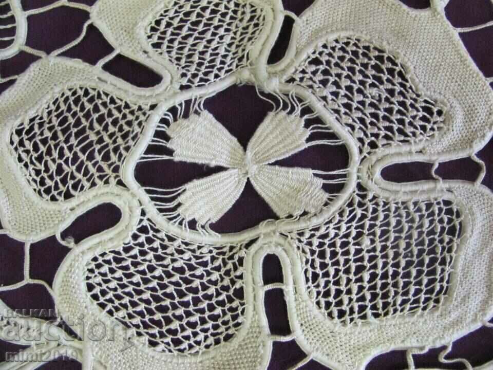 Livrarea Pătură croșetată manual anilor 40, carouri Livrarea Pătură croșetată manual anilor 40, carouri