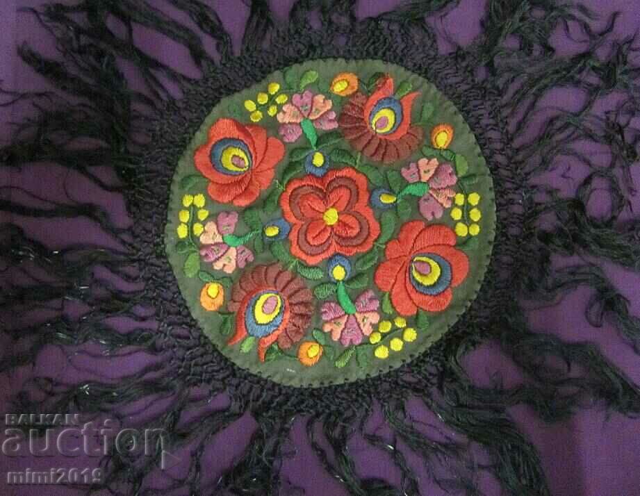 Auction Antique Hand Embroidered Check, Bedspreads 2 pcs. Auction Antique Hand Embroidered Check, Bedspreads 2 pcs.