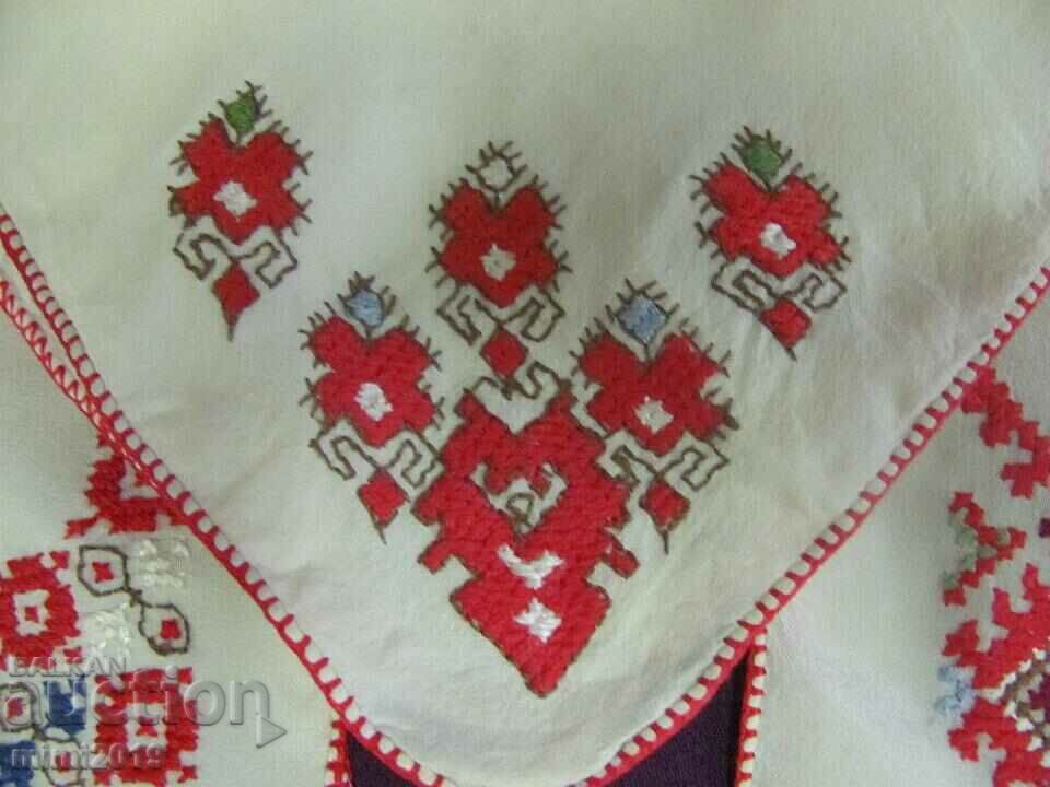 50's Hand Embroidered Silk Handkerchiefs 3 pcs. - 6 50's Hand Embroidered Silk Handkerchiefs 3 pcs. - 6