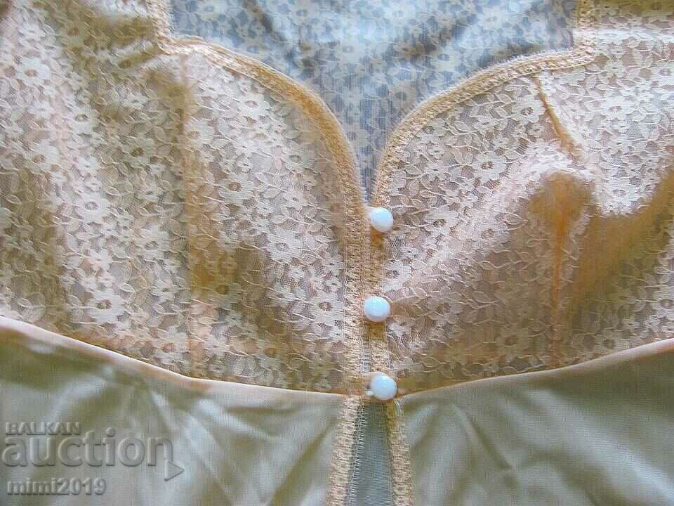 60's Luxury Ladies Nightgown Two Piece Set - 6 60's Luxury Ladies Nightgown Two Piece Set - 6