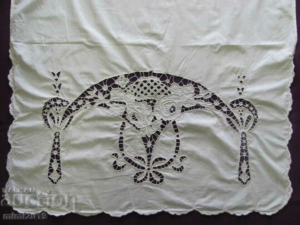 Antique Victorian Style Square Pillows 3 pcs. with price 120.00 BGN | € 61.36 Antique Victorian Style Square Pillows 3 pcs. with price 120.00 BGN | € 61.36