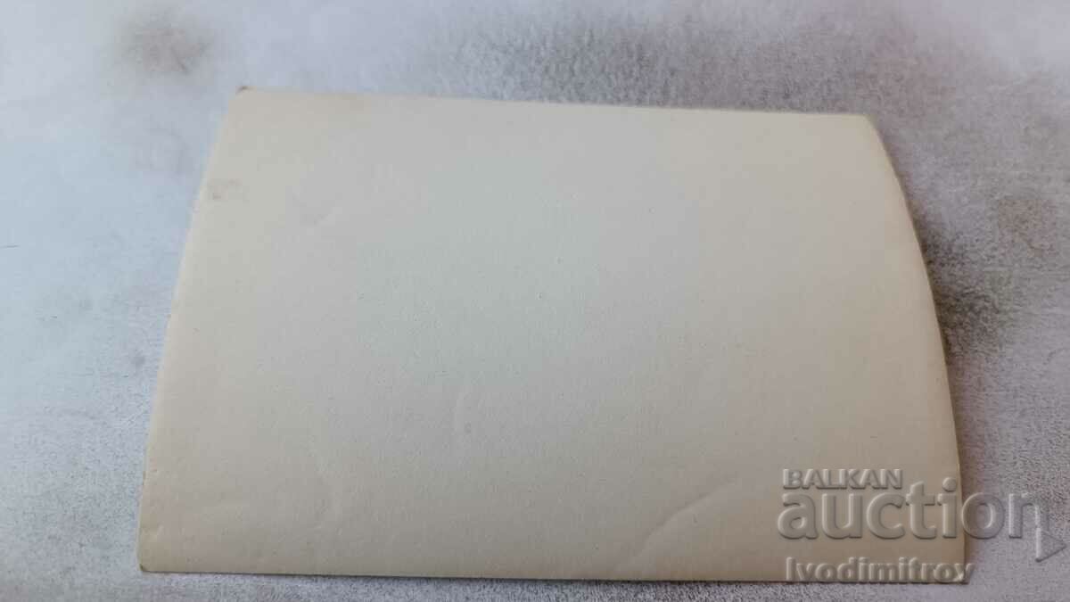 Photo Man woman boy and girl on the beach with price 1.85 BGN | € 0.95