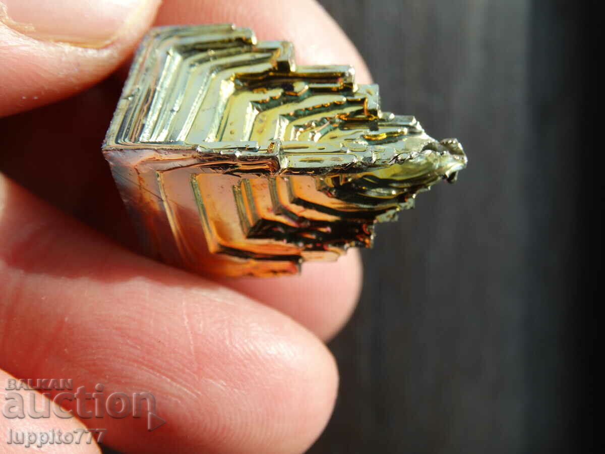 Delivery of 20 grams of titanium bismuth multicolored Delivery of 20 grams of titanium bismuth multicolored