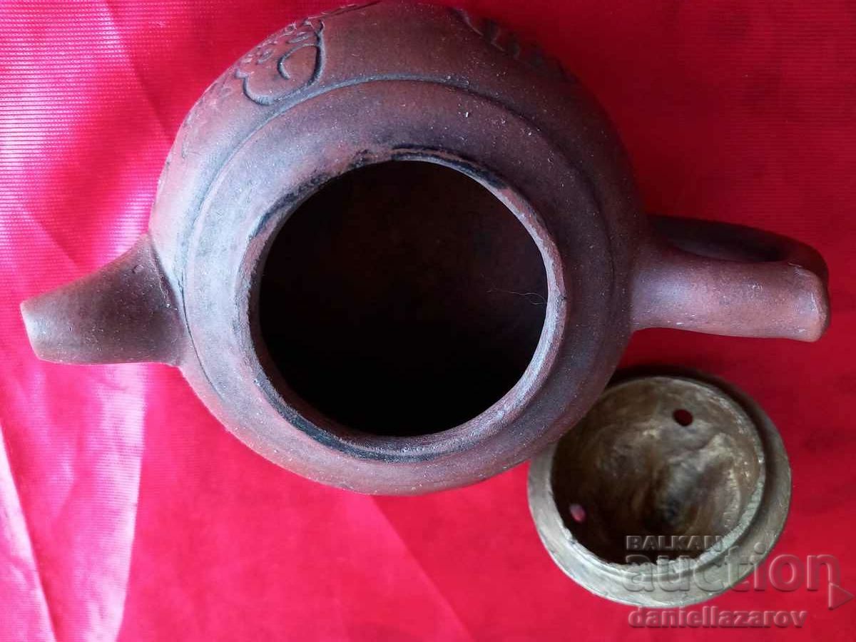 Auction Very Rare Old Clay Chinese Yixing Bowl with Bronze Lid Auction Very Rare Old Clay Chinese Yixing Bowl with Bronze Lid