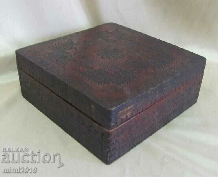 Δημοπρασία Ξύλινο κουτί κοσμημάτων του 19ου αιώνα