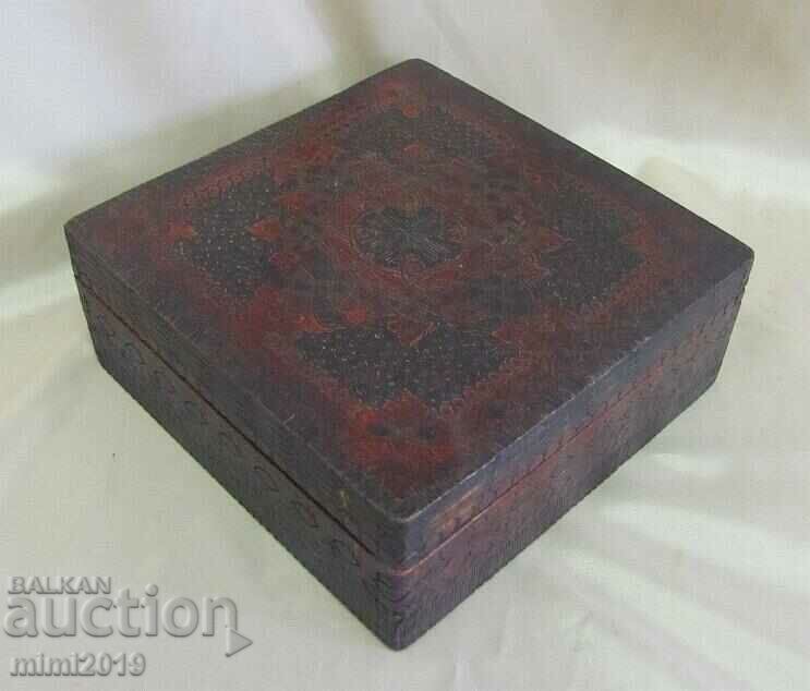 19 век Дървена Кутия за Бижута