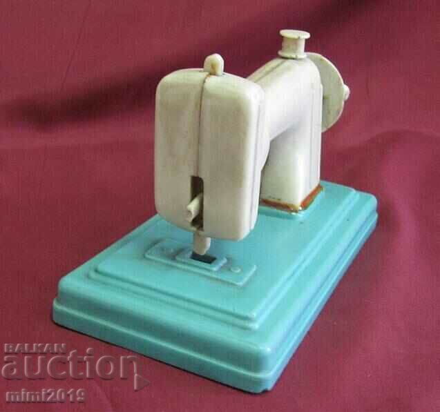 Auction  60's Children's Toy - Sewing Machine
