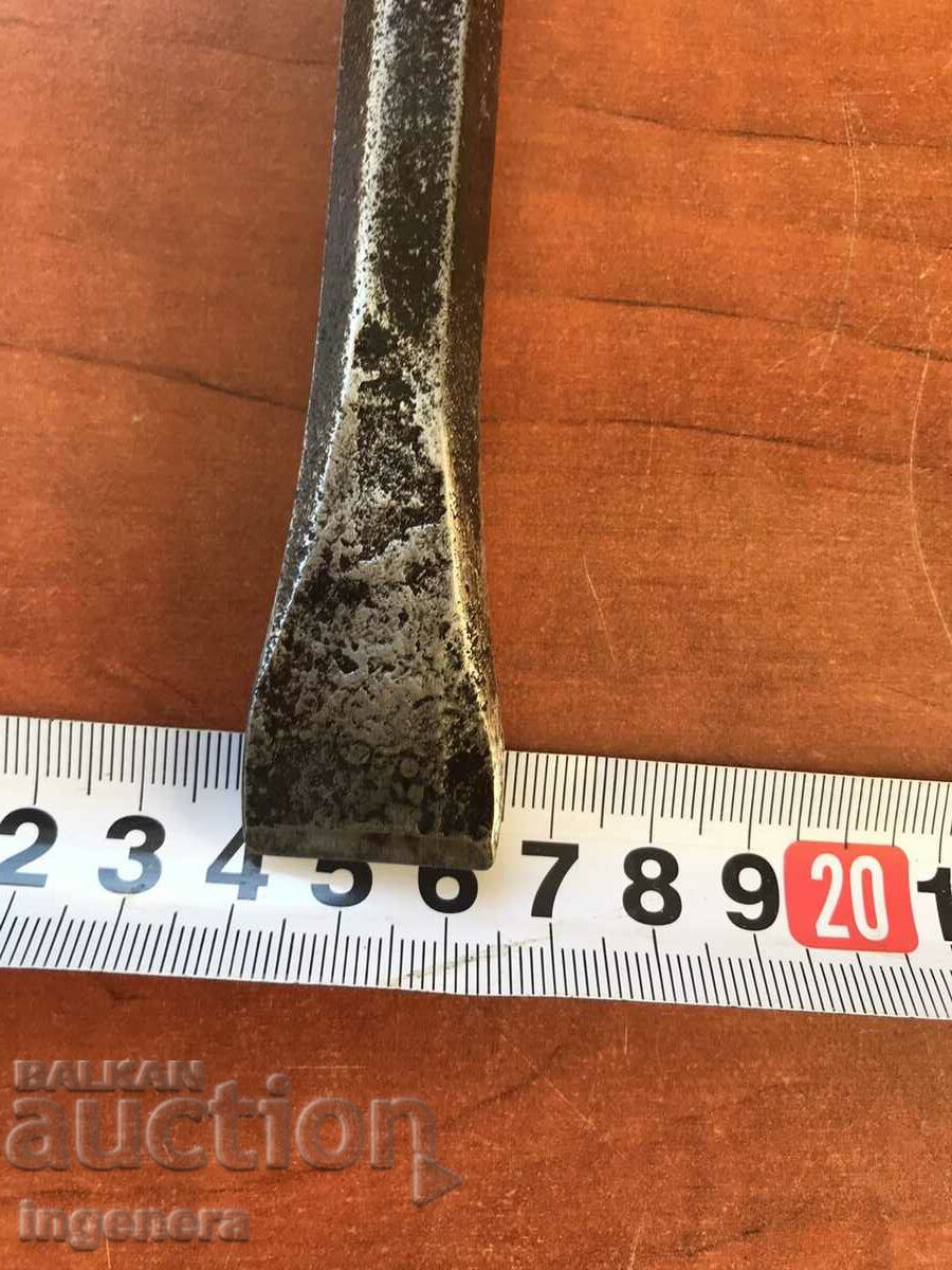 Delivery of CUTTER OLD FORGED TOOL