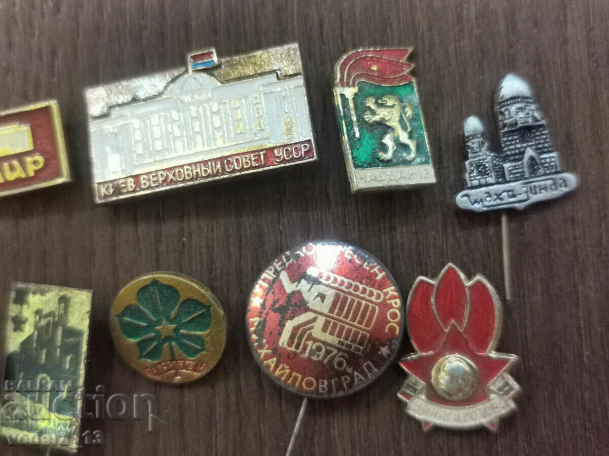 Auction BADGES Auction BADGES