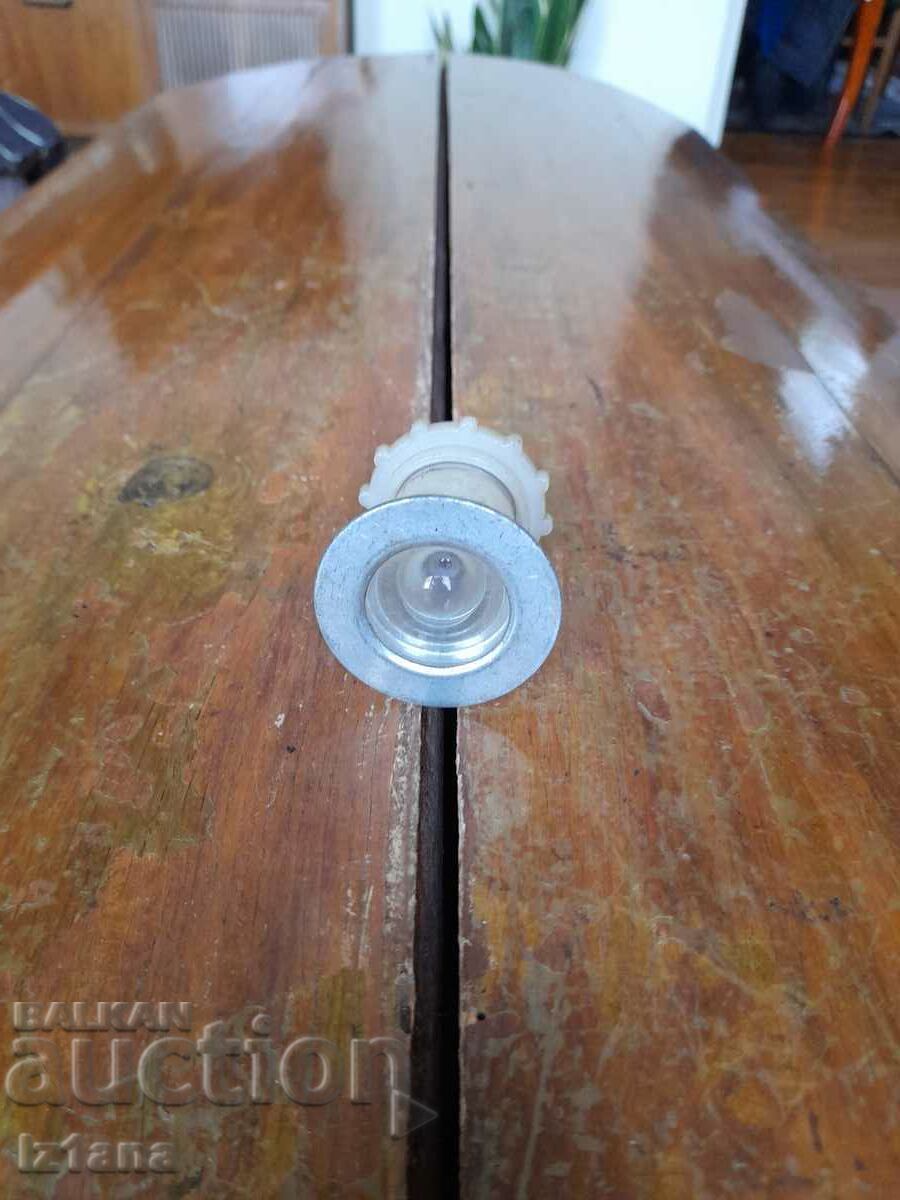 Vechi vizor de ușă