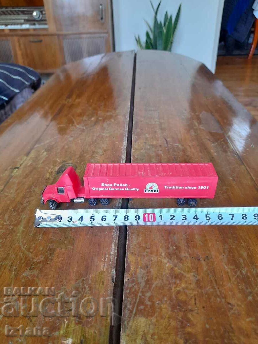 Auction Old Erdal truck Auction Old Erdal truck