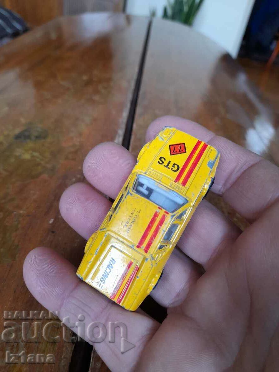 Mașină veche, cărucior - 5