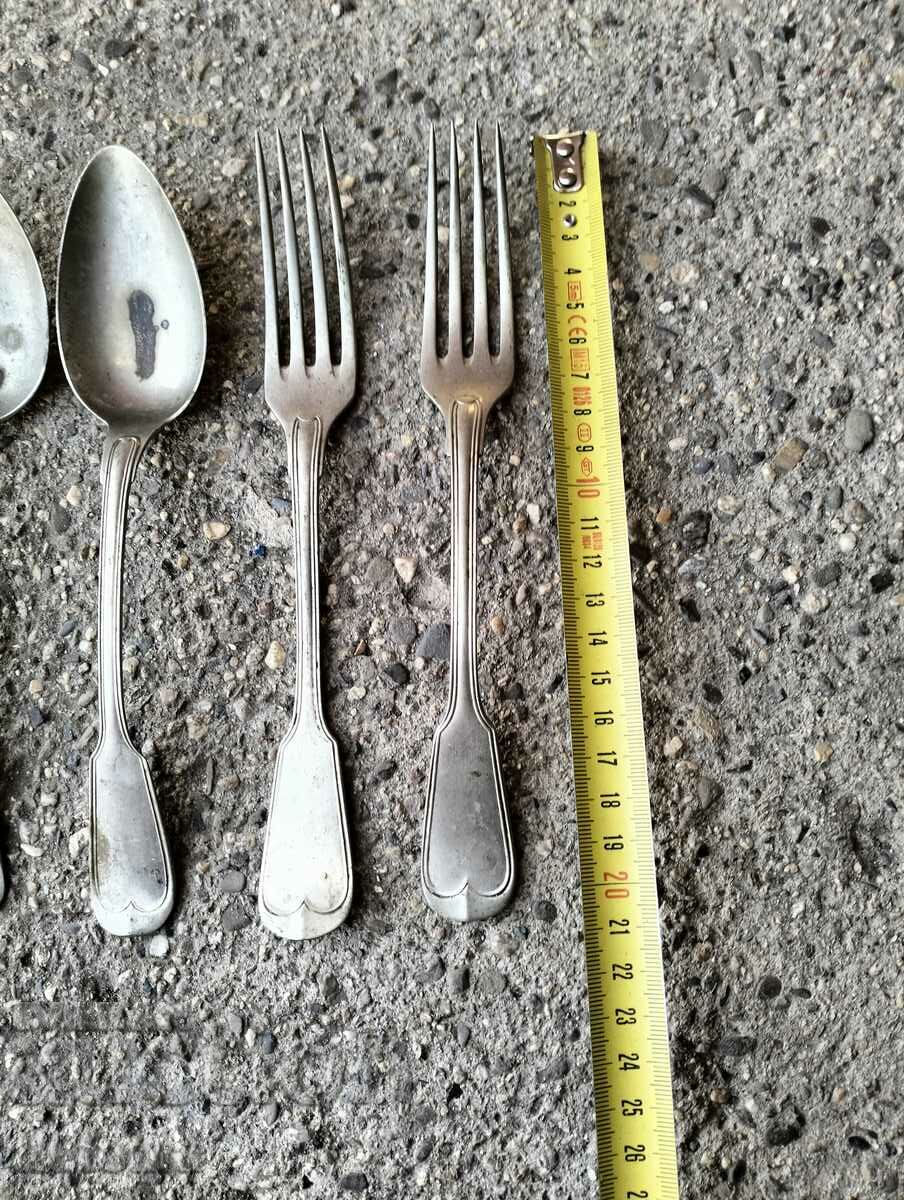 Silver plated utensils with price 19.99 BGN | € 10.22 Silver plated utensils with price 19.99 BGN | € 10.22