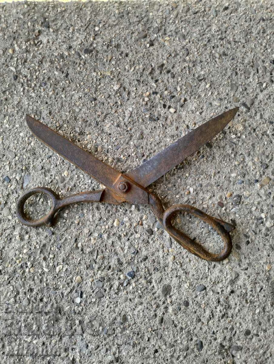 Livrarea foarfece de cusut Livrarea foarfece de cusut