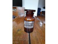 Sticla veche de farmacie, borcan