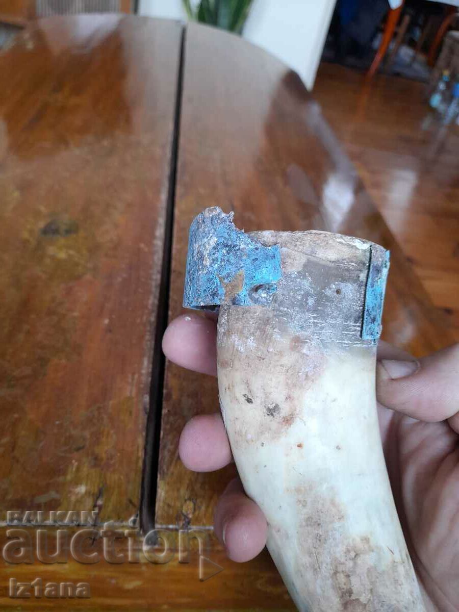 Auction Old horn powder keg Auction Old horn powder keg