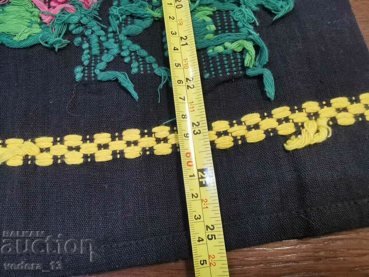 Delivery of FOLK COSTUME - APRON