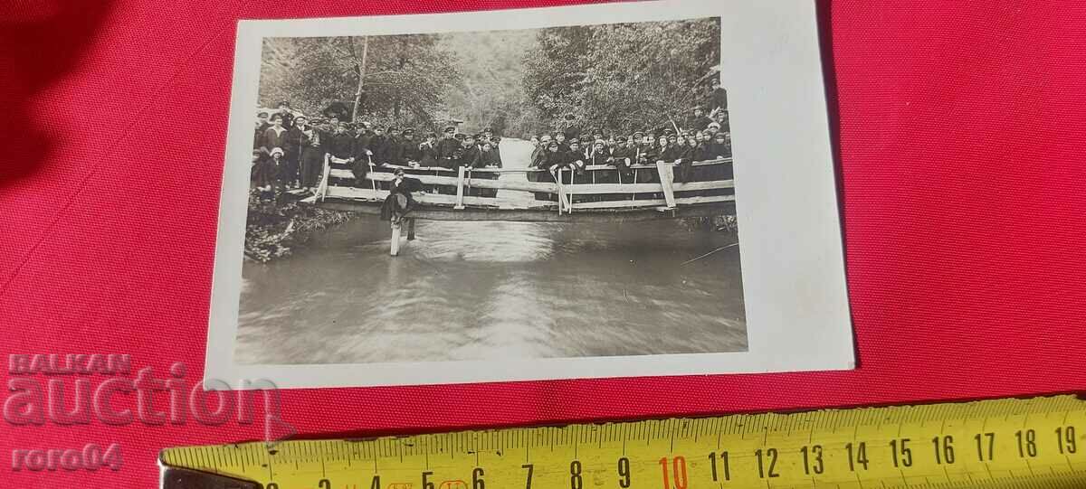 THE GOLDEN BRIDGES - VITOSHA with price 13.50 BGN | € 6.90 THE GOLDEN BRIDGES - VITOSHA with price 13.50 BGN | € 6.90