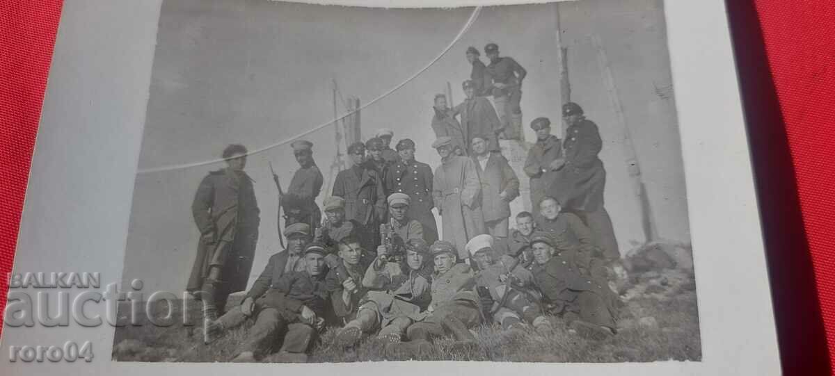 GUNS - SOLDIERS - GRENADES with price 13.50 BGN | € 6.90 GUNS - SOLDIERS - GRENADES with price 13.50 BGN | € 6.90