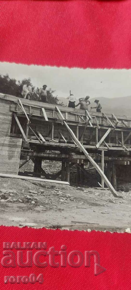 Delivery of BRIDGE - CONSTRUCTION - MASTERS Delivery of BRIDGE - CONSTRUCTION - MASTERS