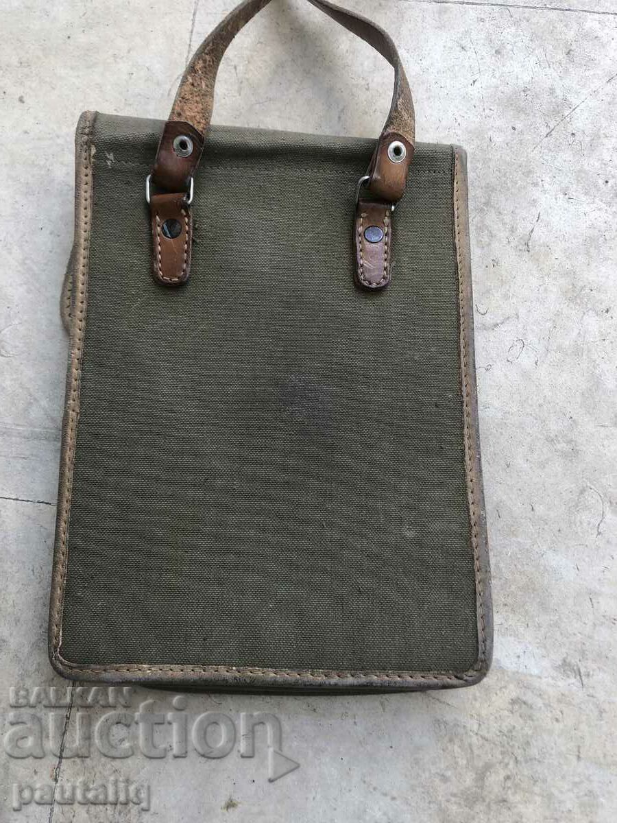 Auction  military commander's bag