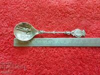 Vechi frumoase inscripții cu linguri de argint