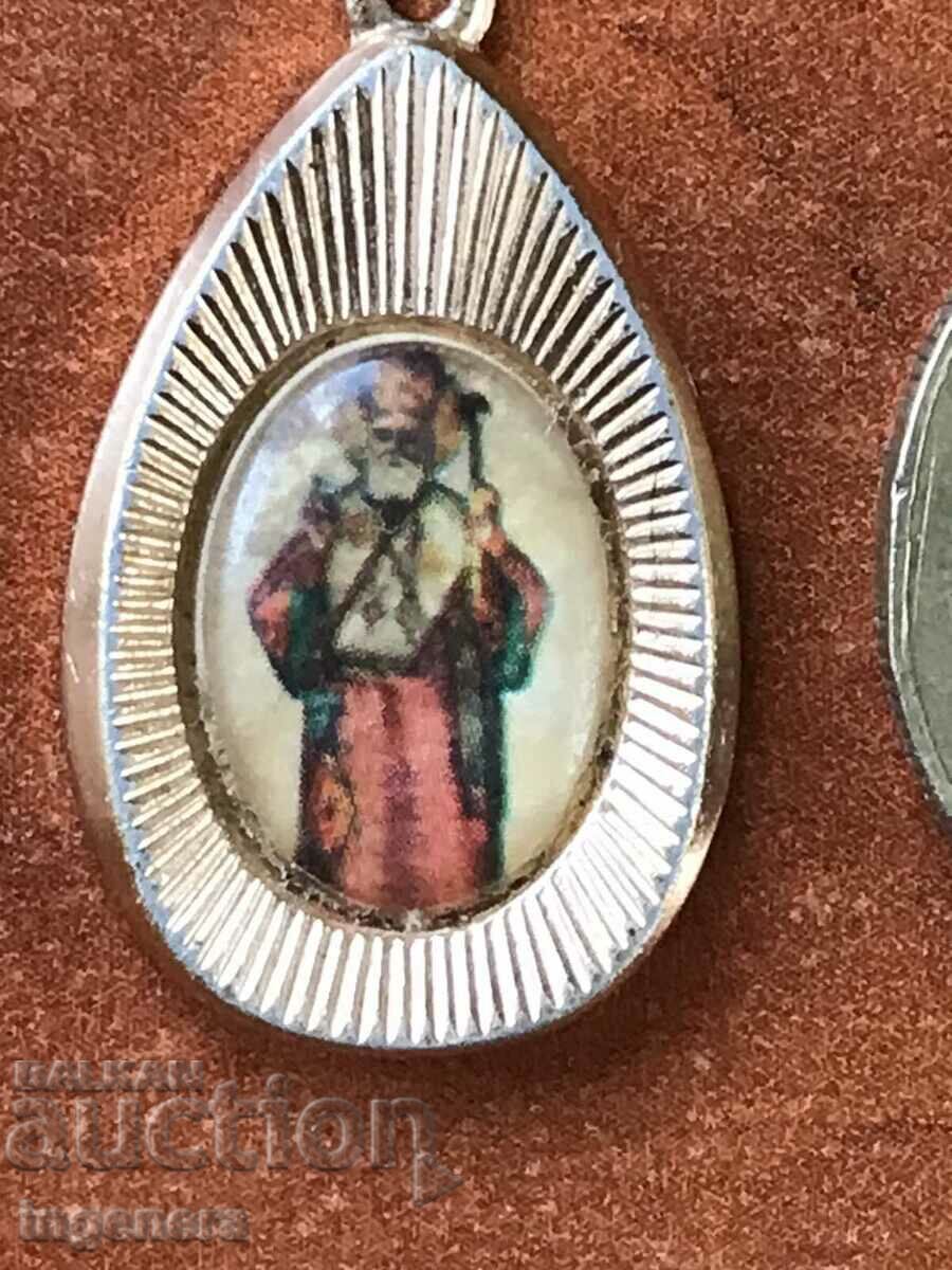 METAL ENAMEL SOUVENIR PENDANT with price 3.00 BGN | € 1.53 METAL ENAMEL SOUVENIR PENDANT with price 3.00 BGN | € 1.53