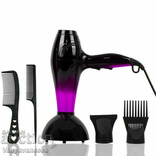 Hairdryer with diffuser