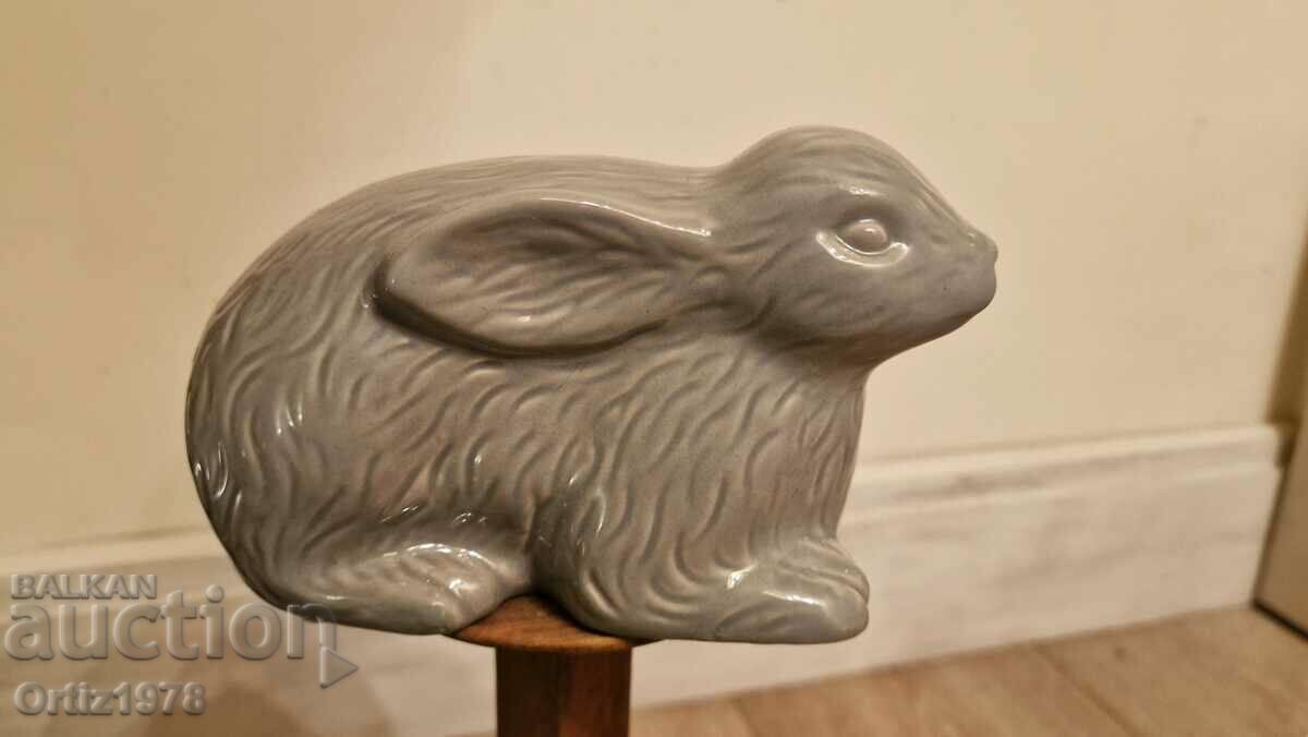 Auction  Large porcelain rabbit, New.