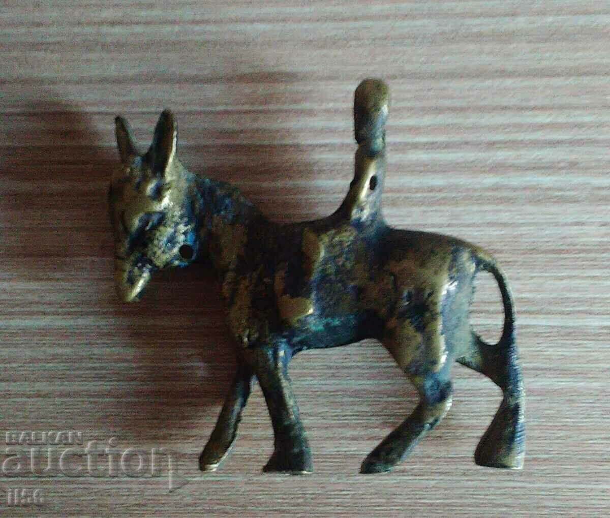 Old figure/sculpture/sculpture - donkey rider with price 36.00 BGN | € 18.41 Old figure/sculpture/sculpture - donkey rider with price 36.00 BGN | € 18.41