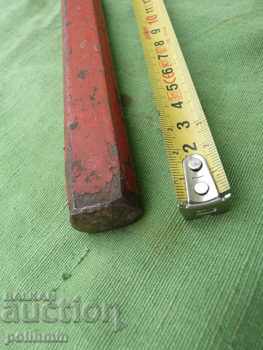 Auction Quality German cutter - 19 Auction Quality German cutter - 19