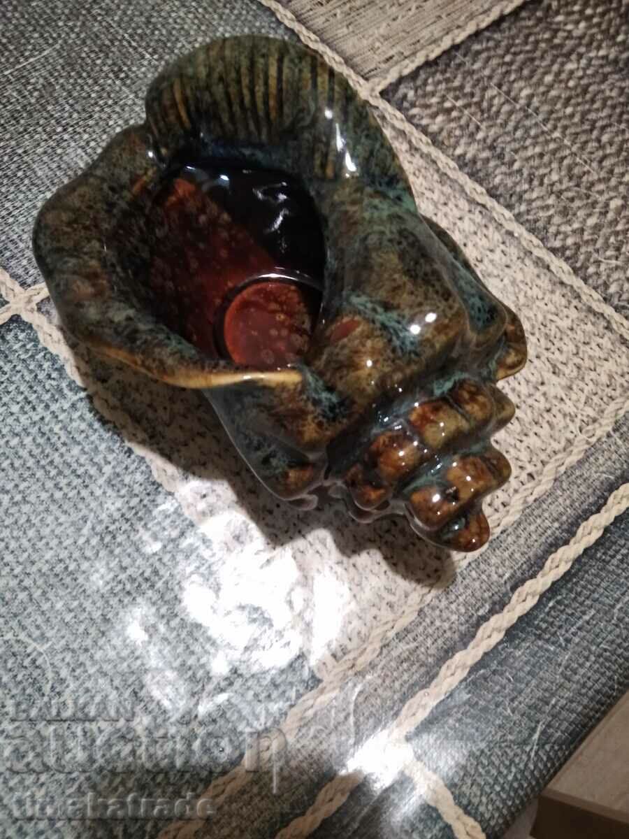 Delivery of Beautiful signed art ceramic vessel Delivery of Beautiful signed art ceramic vessel