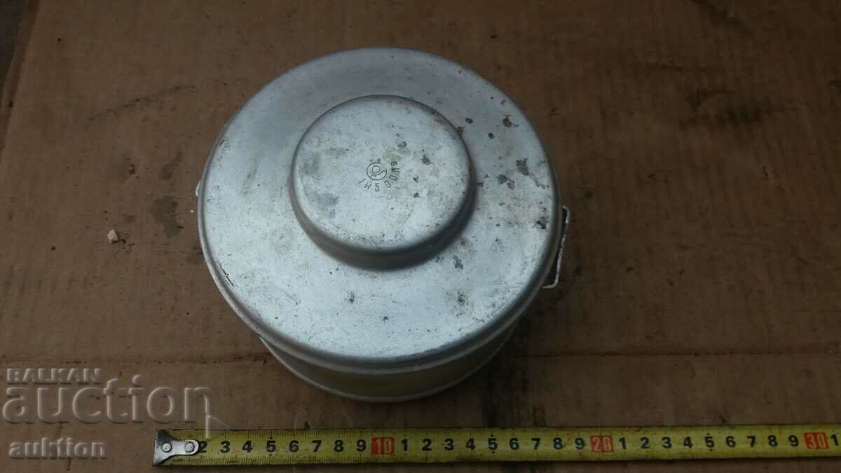 OLD ALUMINUM TAS, MILITARY with price 4.99 BGN | € 2.55 OLD ALUMINUM TAS, MILITARY with price 4.99 BGN | € 2.55