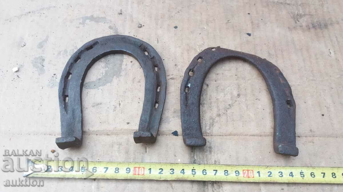Delivery of LOT OF TWO WROUGHT HORSESHOES Delivery of LOT OF TWO WROUGHT HORSESHOES